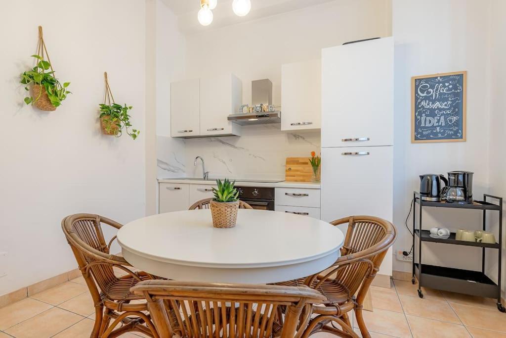 Rio'S Cozy Apartment In The Heart Of Комо Экстерьер фото