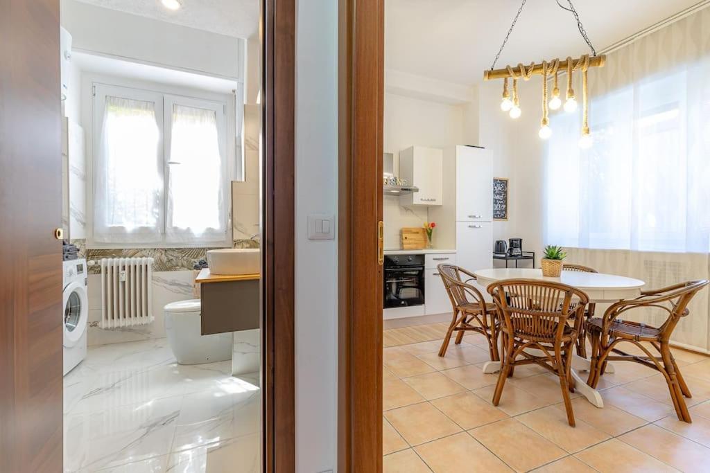 Rio'S Cozy Apartment In The Heart Of Комо Экстерьер фото